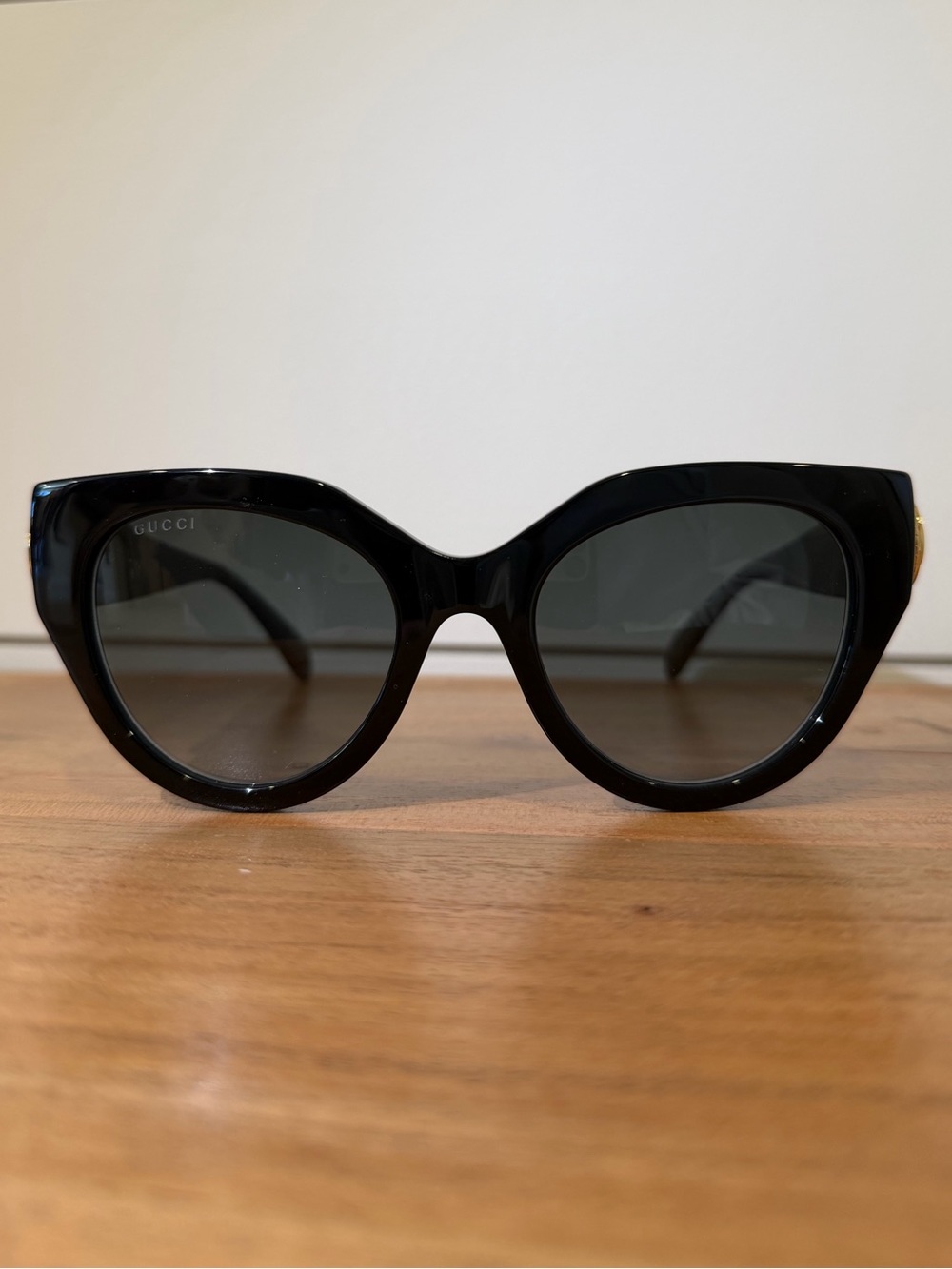 GUCCI Gg14085-001 Women's Sunglasses
